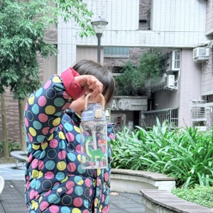 兒童水壺｜用過離不開的Hugger 彈蓋吸管水壺